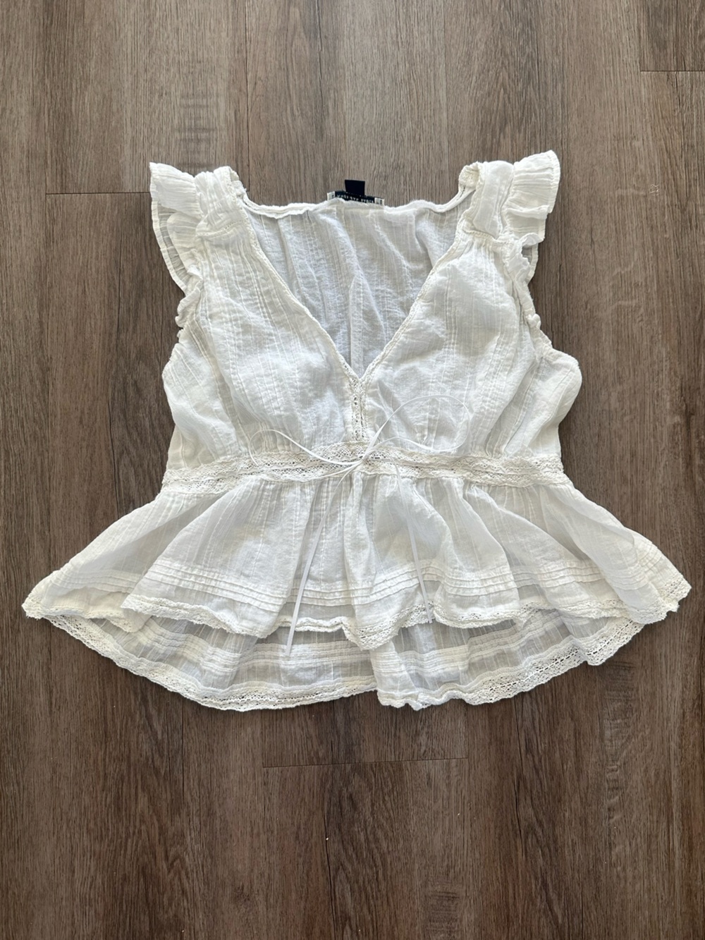 White Ruffled American Eagle Lace-Trim Boho Top